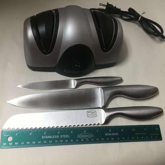 Presto Eversharp electric sharpener & 3 Chicago Cutlery chef knives - Picture 5 of 7